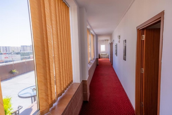Hotel Sir Lujerului image 9